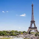 Elegant Studio 1 Min From Iconic Place Of Republic